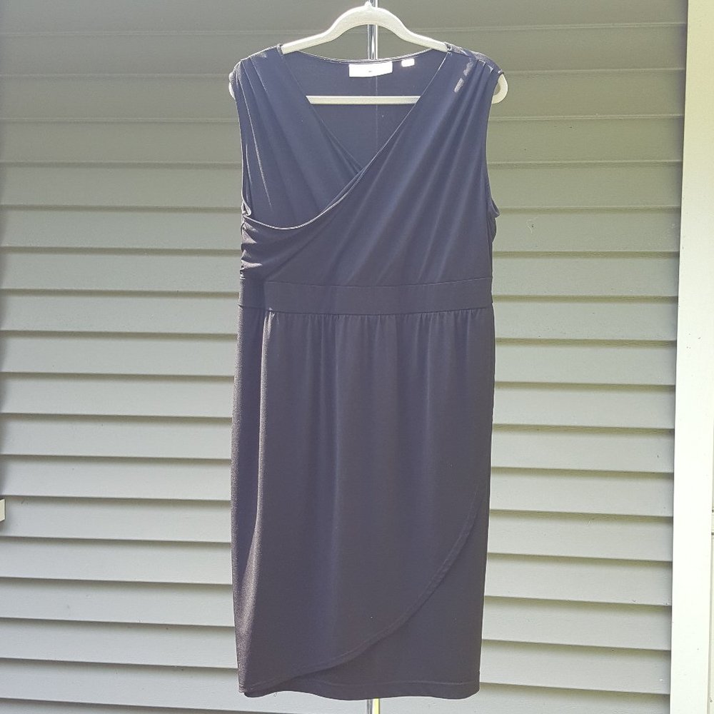 Avenue Studio LBD size 18/20
